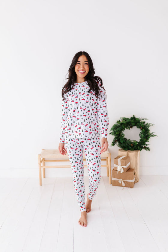 Women's Clarks Christmas Pajama Set