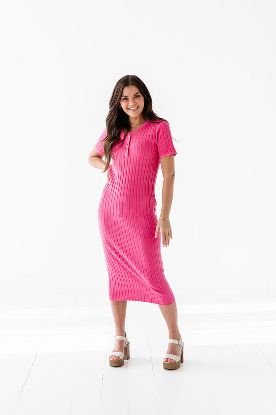 Harper Short Sleeve Dress in Hot Pink