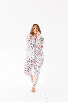  Women's Clarks Christmas Pajama Set