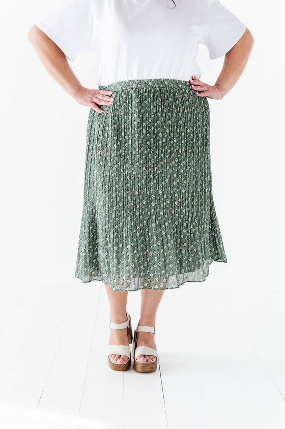 Paislee Floral Skirt - Size Small & 4X Left Left