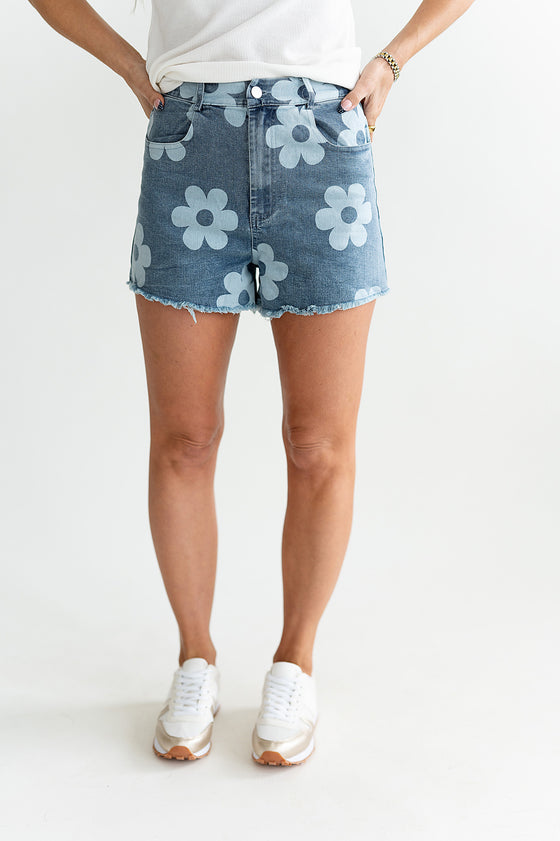 Love Like Daisy Shorts - Size Small Left