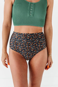  Wave Runner Mid Rise Bottoms in Ditsy Daisy