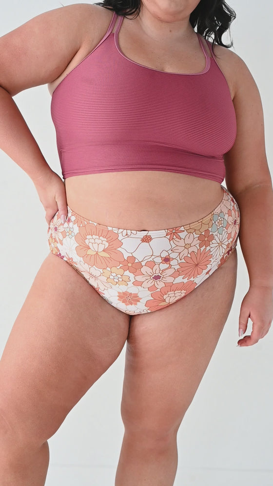 Mid Rise Bottoms in Groovy Floral