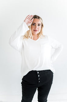  Sharon Pocket V-Neck Top in Ivory - Size XL Left