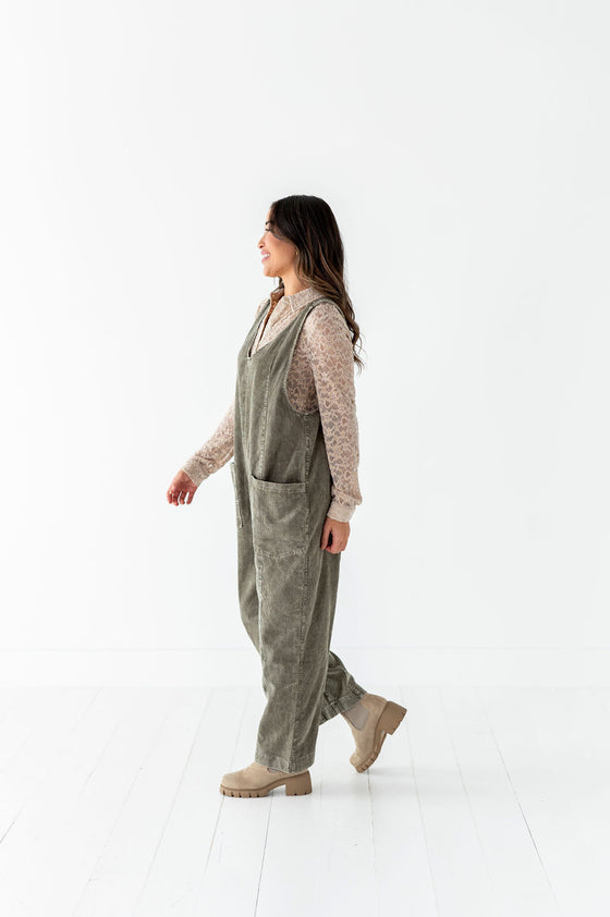 Kit Corduroy Overalls in Olive