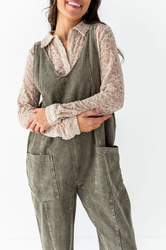 Kit Corduroy Overalls in Olive