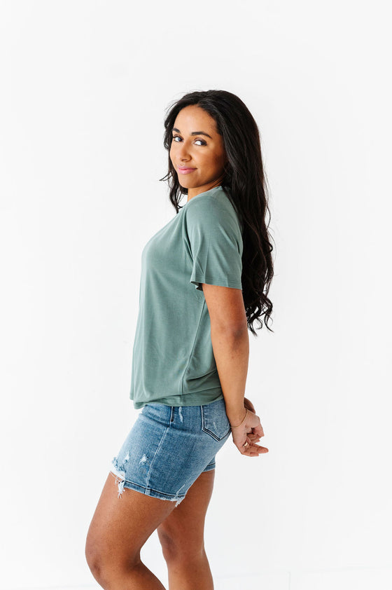 Bryden Basic Tee in Gray Green