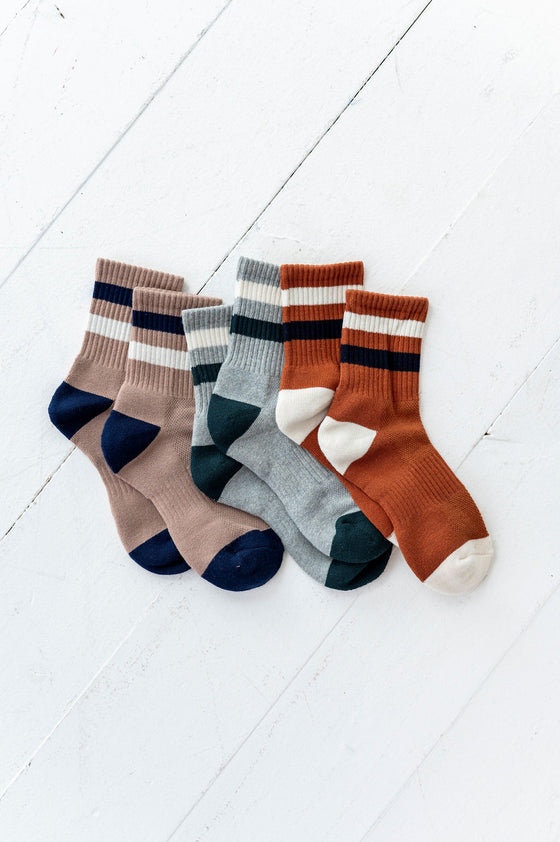 Retro Colorblock Socks in Camel