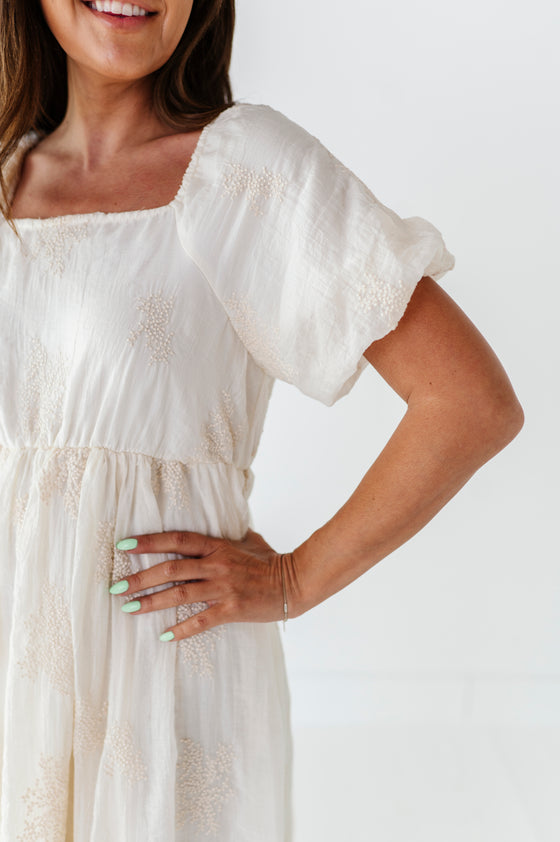 Lola Embroidered Dress in Cream - Size 1X Left