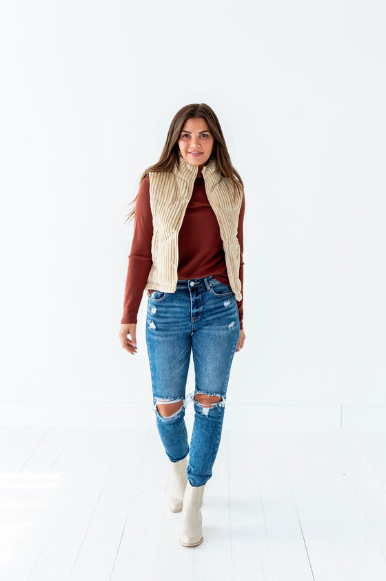 Torrey Corduroy Vest in Cream