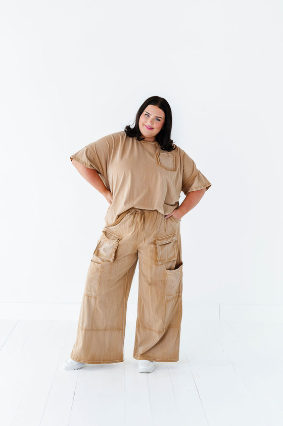 Kynlee Cargo Set in Taupe