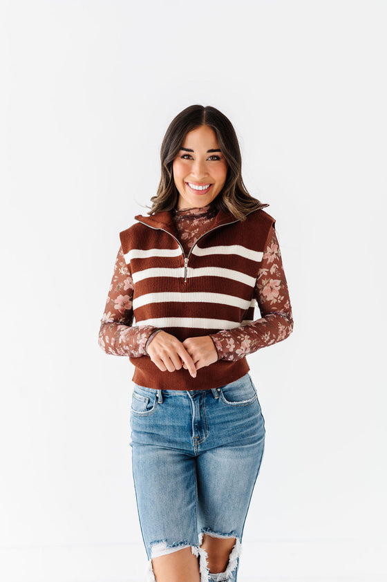 Justine Lace Top in Chocolate