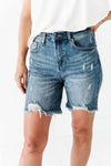 Crew Shorts in Medium Wash