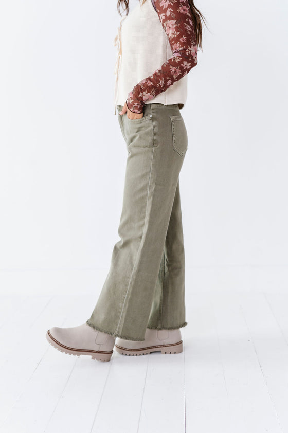 Chandler Wide Leg Jeans in Olive