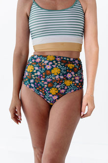  Mid Rise Bottoms in Bali Floral
