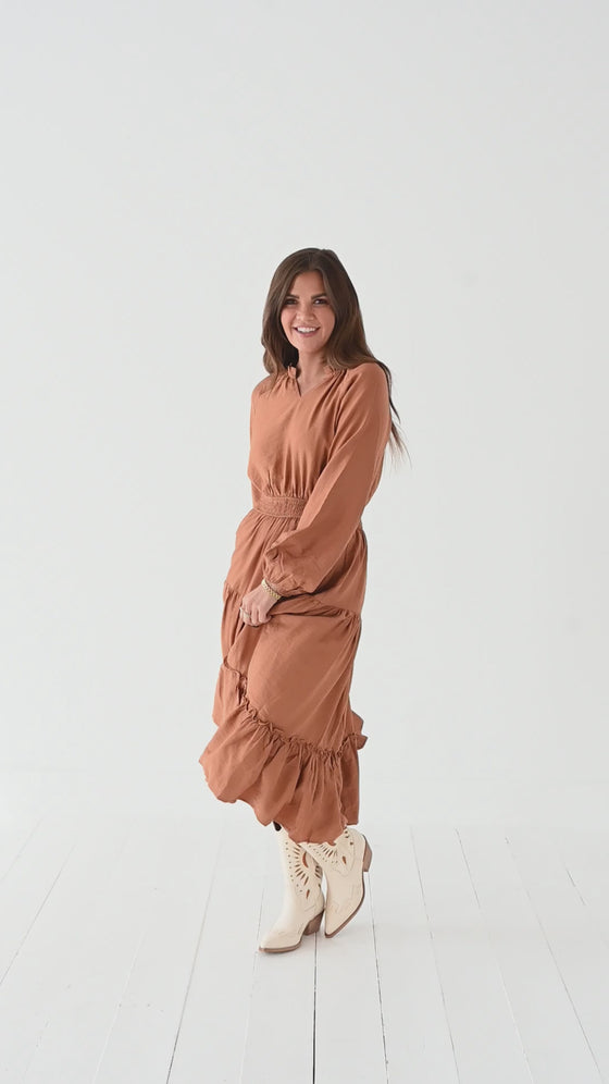 Kenzie Tiered Dress in Caramel