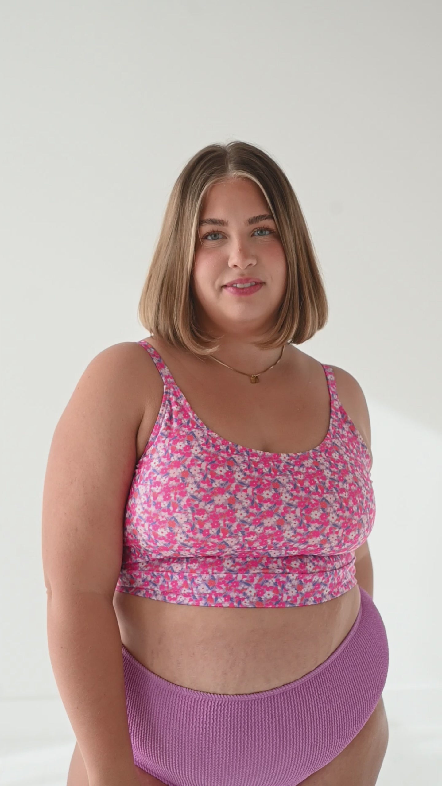 Bayside Top in Pink Blooms - Size XXS & XS Left – Livy&Kate