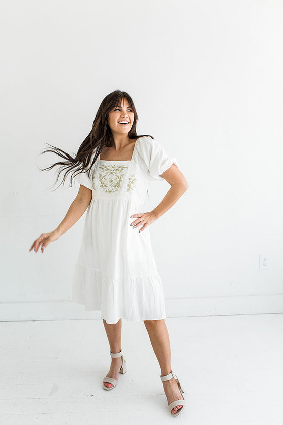 Jessica Embroidered Dress in Ivory - Size Large Left